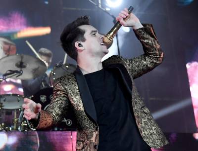 Brendon Urie declara fim do Panic! at the Disco após 19 anos