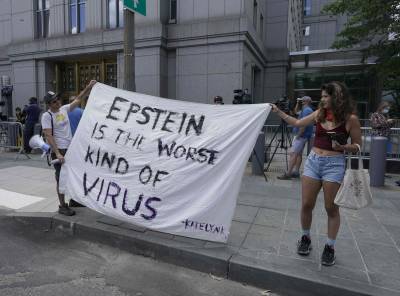 Protestos contra os crimes de Epstein