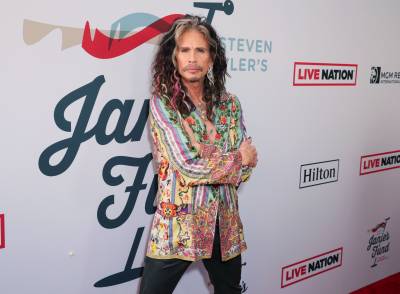 Vocalista do Aerosmith, Steven Tyler é acusado de agressão sexual a menor