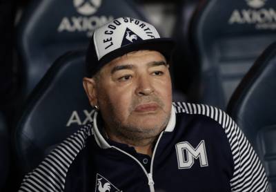 Denúncia de ex-namorada de Maradona, por suposto tráfico de pessoas, é arquivada 