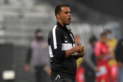 Em reunião, Corinthians decide pela queda de Fernando Lázaro