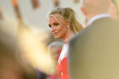 Britney Spears é agredida por segurança da NBA, diz site