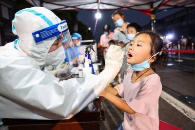 China: aumento de infecções por covid não criou novas cepas, diz estudo