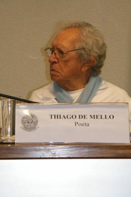 Morre, aos 95 anos, o poeta Thiago de Mello, grande defensor da floresta