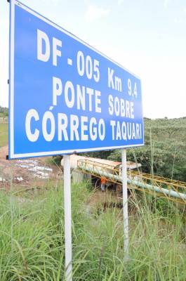 Taquari recebe obras de pavimentação na estrada DF-005 