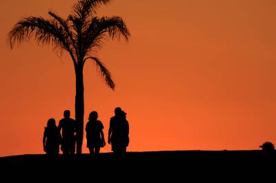 Tempo no DF neste domingo das mães será de céu claro e calor 