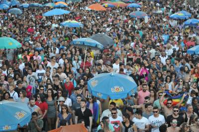 Parada do Orgulho LGBTS disponibiliza 100 vagas para ambulantes