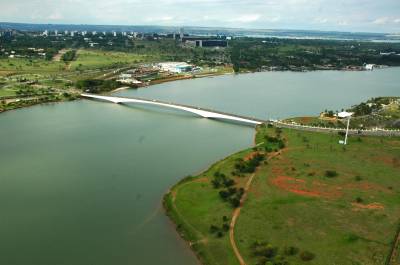 CLDF derruba veto de Ibaneis e Ponte Costa e Silva ganha novo nome