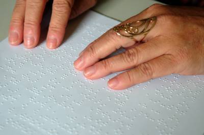 Biblioteca Braille convida para bazar literário em Taguatinga